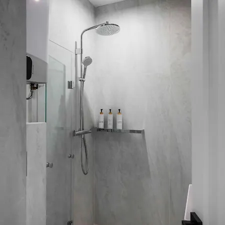 Urban Charm & Comfort - Chic 2bd In Prime Location By Flat Mаnager Sofia