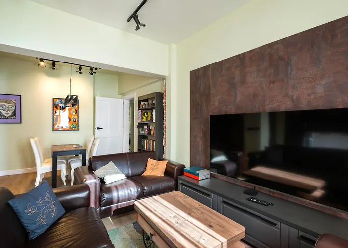 Urban Charm & Comfort - Chic 2bd In Prime Location By Flat Mаnager Lejlighed Sofia