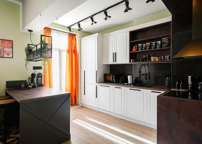 Apartment Urban Charm & Comfort - Chic 2bd In Prime Location By Flat Mаnager Sofia