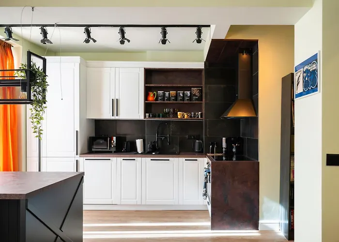 Lejlighed Urban Charm & Comfort - Chic 2bd In Prime Location By Flat Mаnager *