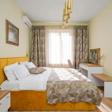 Urban Charm & Comfort - Chic 2bd In Prime Location By Flat Mаnager